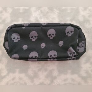 Skull Print Black Make Up Bag